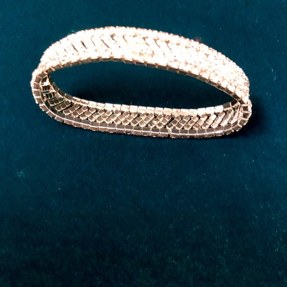 Stretchy Rhinestone Bracelet - Picture 3 of 6